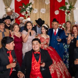 Renta de salon para eventos en Houston TX (16)-min Renta de salon para eventos en Houston TX (16)-min
